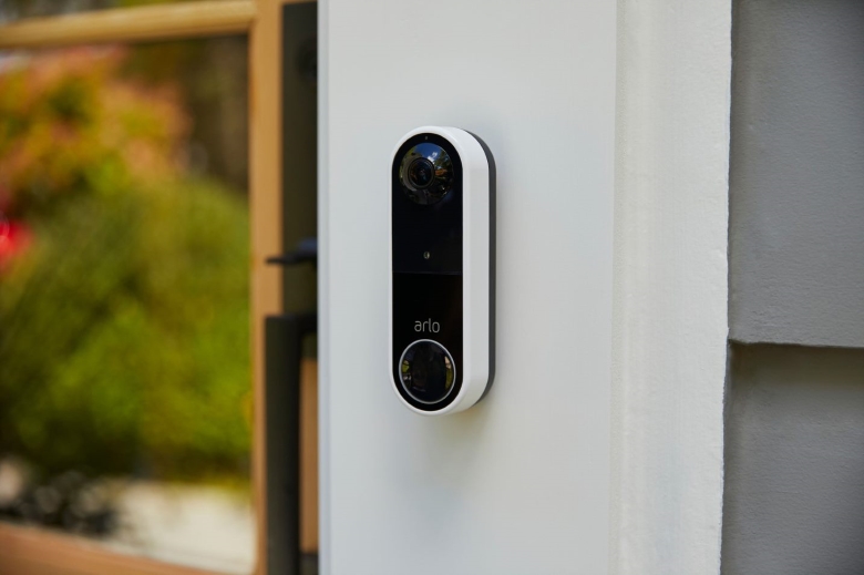 Verisure Doorbell Camera on a front door